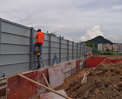 工地建筑圍擋：工程項目的安全環保小能手，旭東鋼構出品